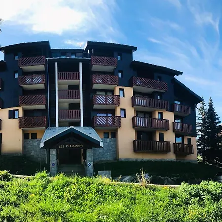 Les Plaisances - Deux Pieces Sous Les Toits Mae-4974